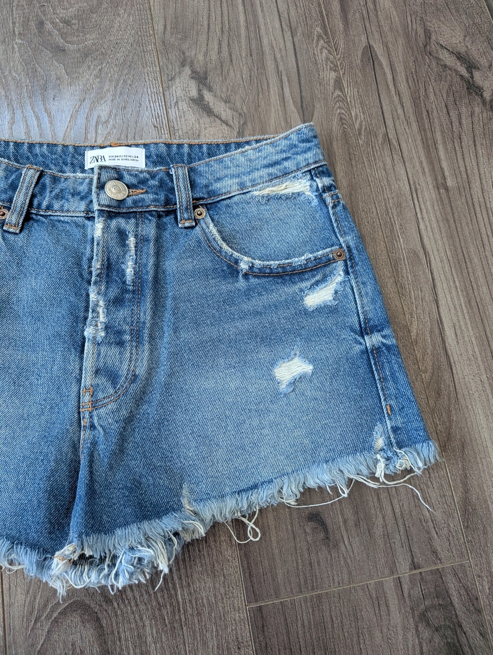 ZARA Y2K Medium Wash Blue High-Rise Distressed Jean Shorts Button Fly - Picture 5 of 9